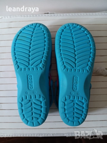 Детски чехли Crocs No 34-35, снимка 6 - Детски сандали и чехли - 54725294