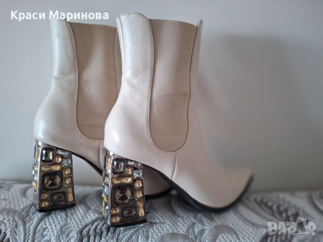 Много красиви боти