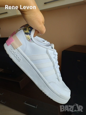 Маратонки Адидас , снимка 2 - Маратонки - 54163467