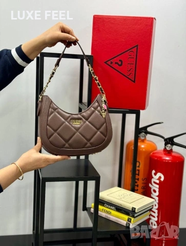 Guess ✨Дамски Чанти , снимка 7 - Чанти - 54335991