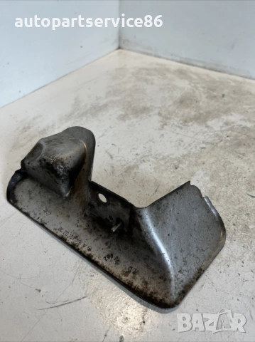 Топлинен щит / капак за 420 CDI за Mercedes ML W164 (2007) A1644910230 