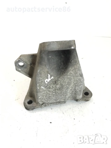Конзола за закрепване за Audi A4 2.8 V6 (2001) 8D0199308D, снимка 2 - Части - 54725782