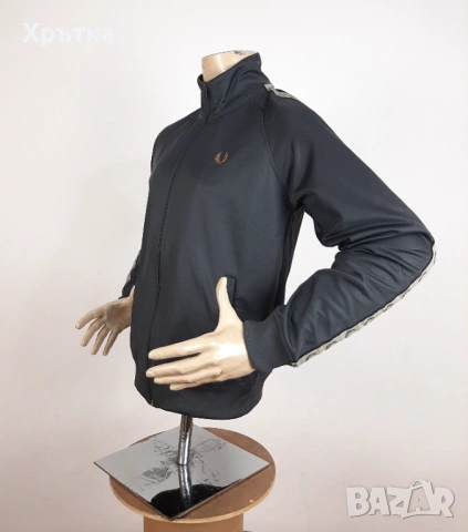 Fred Perry Contrast Tape - Оригинално мъжко горнище размер M, снимка 3 - Спортни дрехи, екипи - 53999918