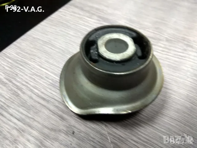 3A0501541*NEU*VAG***Тампон, заден мост* VW PASSAT 88 - , снимка 3 - Части - 55371933