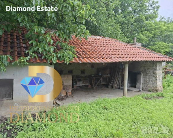 Двуетажна къща в село Николово, обл. Хасково, снимка 4 - Къщи - 54883634