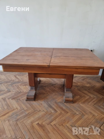 Дървена разтегателна маса