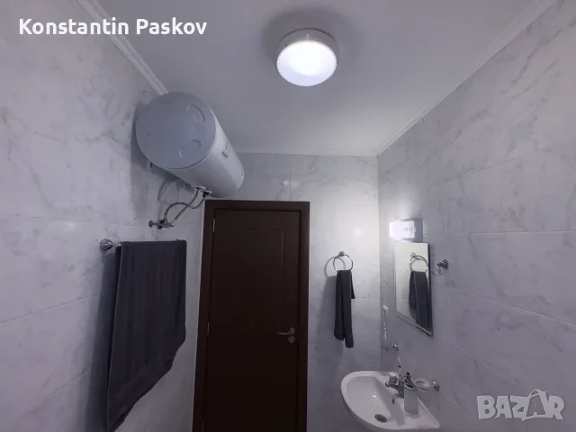 Къща с голям двор, веранда и прекрасна гледка в Каблешково, снимка 8 - Къщи - 55646987