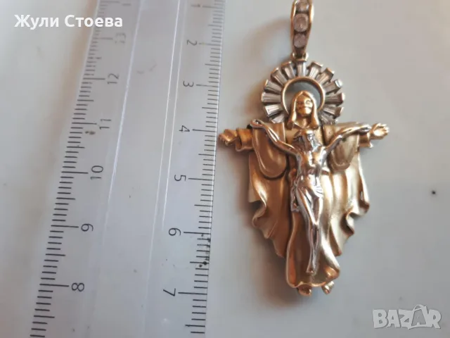 Златен масивен кръст