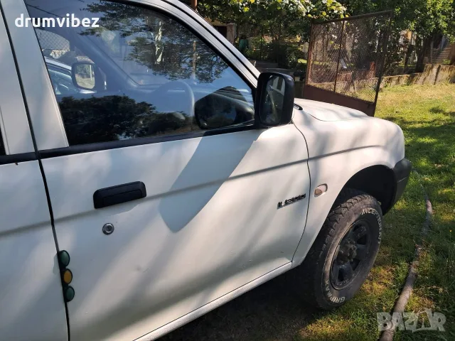 Mitsubishi L200 2.5 TDI - десен волан, снимка 7 - Автомобили и джипове - 55319805