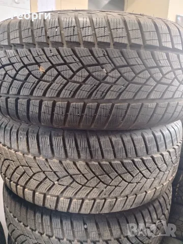 4бр. зимни гуми 215/55/17 Goodyear, снимка 9 - Гуми и джанти - 55341559