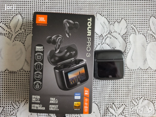 Оригинални слушалки Jbl tour pro 3