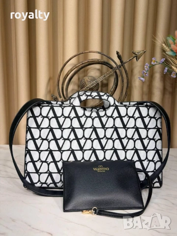 Valentino Нова Кожена Дамска Чанта Валентино Различни Цветове , снимка 8 - Чанти - 54621465