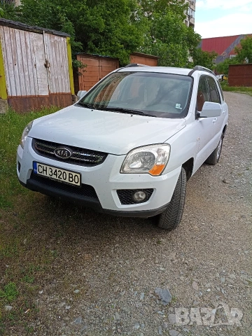 Джип Киа на ГАЗ/Напълно обслужен!, снимка 3 - Автомобили и джипове - 54578361