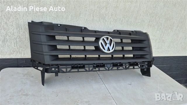 Централна решетка VW Crafter година 2012 2013 2014 2015 2016 2017 код 2E0853653e, снимка 2 - Аксесоари и консумативи - 54442042