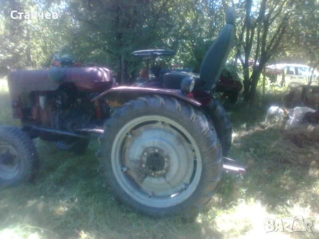 Трактор ДТ-20 цял и на части