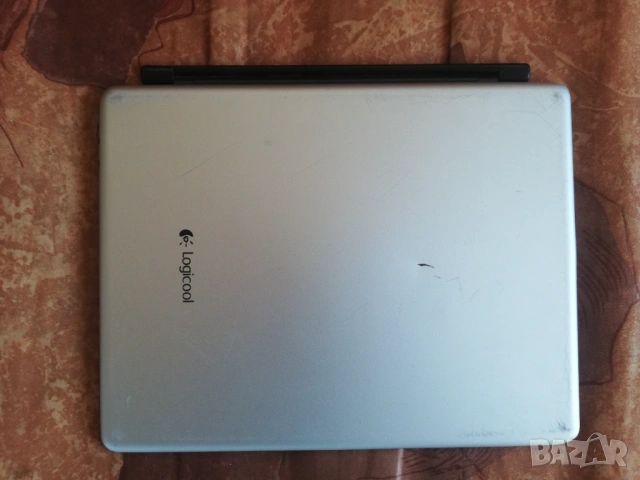 Logicool клавиатура за Apple Ipad 2gn, снимка 6 - Клавиатури и мишки - 54326107