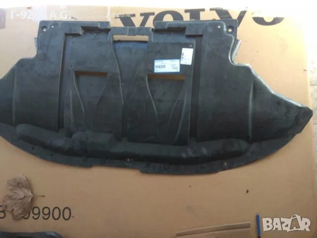 8D0863821Q=8E0863821AR**NEU**VAG**КОРА ПОД ДВИГАТЕЛЯ**AUDI**A4**VW**PASSAT B5 / PASSAT B5 SYNCRO** , снимка 2 - Части - 55394973