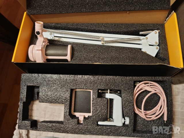 Maono DGM20 RGB USB Gaming Microphone Bundle + Boom Arm - С ПРОБЛЕМ!!!!
