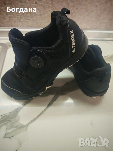 Adidas terrex Boa, снимка 3 - Детски маратонки - 54909820