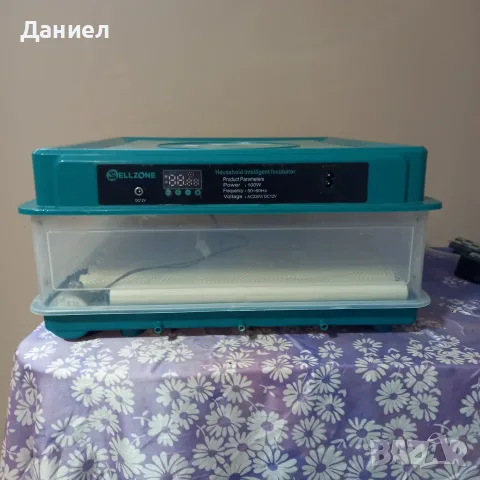 Инкубатор автоматичен за 70 яйца