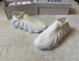 Дамски маратонки в бяло Yezzy дишащ плат, снимка 5