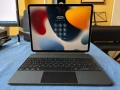 Ipad Air M3 13 inch 256 GB с Apple Magic клавиатура с БДС, снимка 1