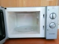 Практична и компактна микровълнова фурна ''Micromaxx'' с механично управление. , снимка 3