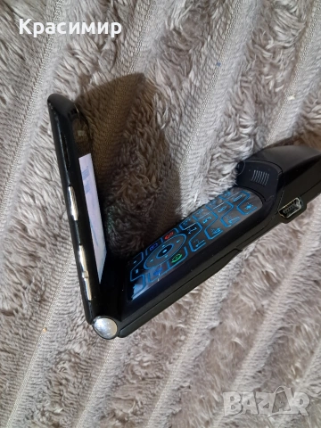 Телефон Motorola V3, снимка 8 - Motorola - 54459726