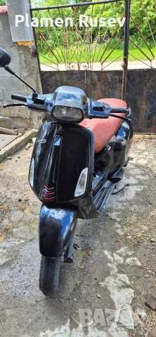 Продавам Vespa Sprint 4t