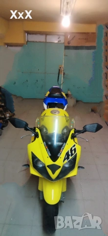 Продавам Honda CBR PC35 