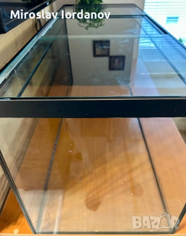 Нов Аквариум 100/40/45 с вградена филтрация, снимка 3 - Аквариуми - 53963514