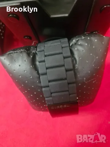 Продава се нов мъжки часовник Diesel, снимка 6 - Мъжки - 55663712