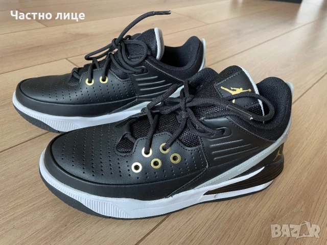 Nike Jordan Max Aura 5, снимка 2 - Детски маратонки - 54095245