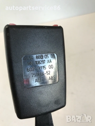 Закопчалка за колан за предна дясна седалка за Smart Forfour 1.1 (2005) A4548600505, снимка 2 - Части - 54281943