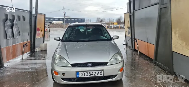 Ford Focus 1.8 TDDI GHIA, снимка 2 - Автомобили и джипове - 55381067