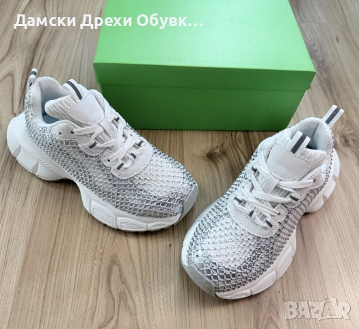 Дамски бели маратонки с камъни , снимка 10 - Маратонки - 55144653