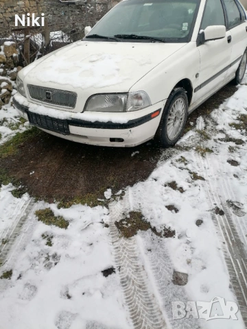 Продавам вовло ,s40 цяло за части, снимка 3 - Автомобили и джипове - 54037838