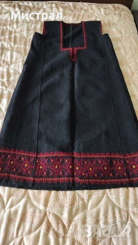 Автентичен сукман носия 