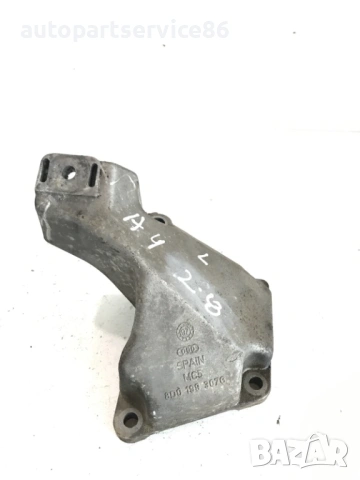 Монтажна конзола за Audi A4 2.8 V6 (2001) 8D0199307G