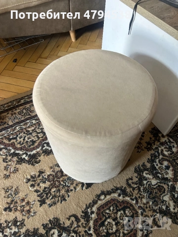 Ъглов разтегателен диван + табуретка + маса – запазен няма скъсано протрито , снимка 4 - Дивани и мека мебел - 54173134