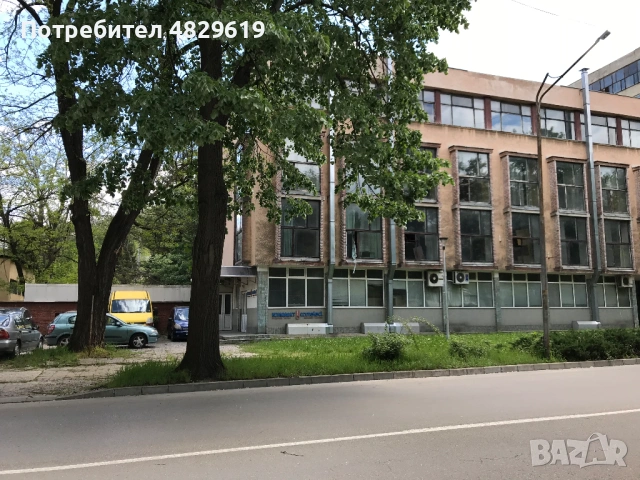 Приземен етаж от масивна сграда