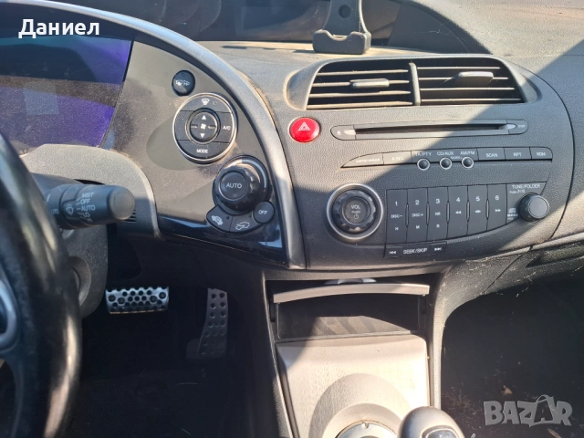 Хонда Сивик 1.8 на части, снимка 13 - Автомобили и джипове - 54718651