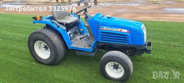 Трактор Iseki 325 с мощност 25 конски сили, оборудван с гуми за трева. , снимка 2 - Селскостопанска техника - 55190945