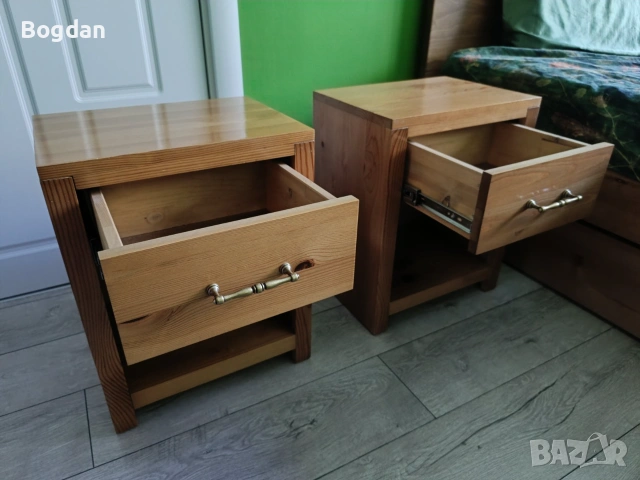 Нощни шкафчета - чамови 2 бр. , снимка 2 - Шкафове - 55236721