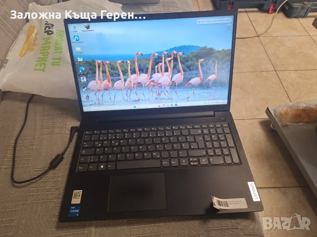 Лаптоп Lenovo V15