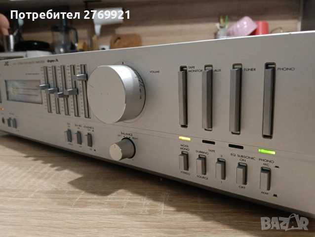  Усилвател JVC AX4, снимка 2 - Ресийвъри, усилватели, смесителни пултове - 54933464