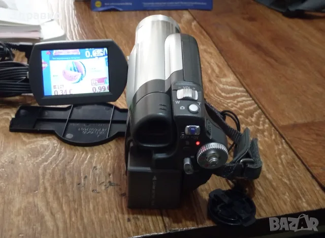 Камера Panasonic VDR-D160 , снимка 2 - Камери - 55613939