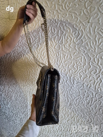 Портмоне и чанта GUESS, снимка 9 - Чанти - 54276424