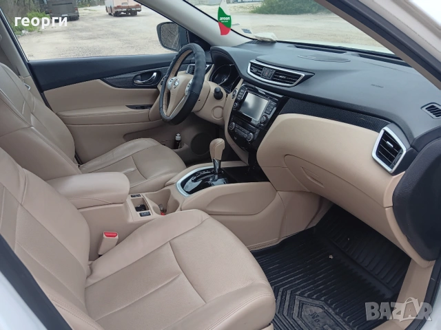 Nissan, снимка 11 - Автомобили и джипове - 54493343