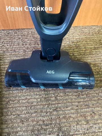 Безкабелна прахосмукачка AEG QX8